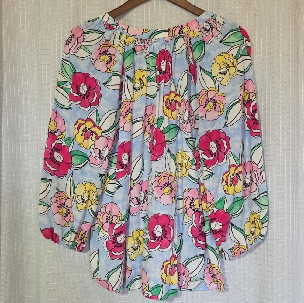 Crown & Ivy Floral Pullover XL Peasant BLouse With Smocking Detail - Picture 4 of 8